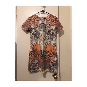 Abercrombie and Fitch patterned dress in sz xs